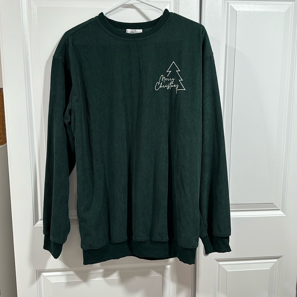 Women’s oversized boutique Merry Christmas green ribbed pullover NWOT